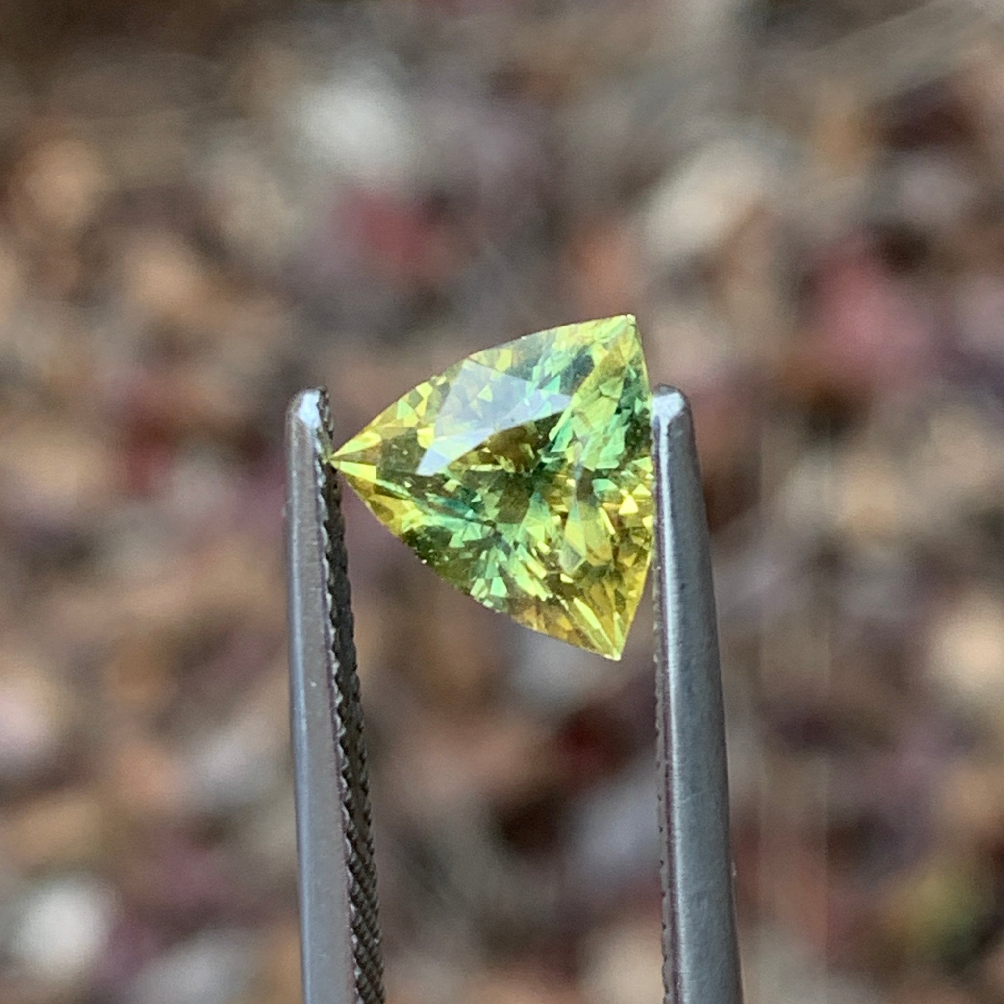 2.2ct Yellow Parti Sapphire Trillion