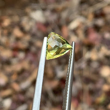 2.2ct Yellow Parti Sapphire Trillion