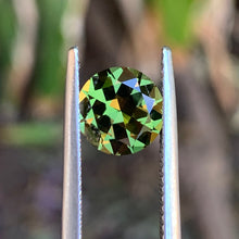 2.43ct Green Sapphire, Round