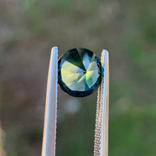 2.4ct Teal Parti Sapphire, Round