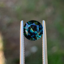 2.4ct Teal Parti Sapphire, Round