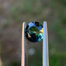 2.4ct Teal Parti Sapphire, Round