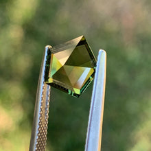 2.54ct Green Sapphire, Pentagon