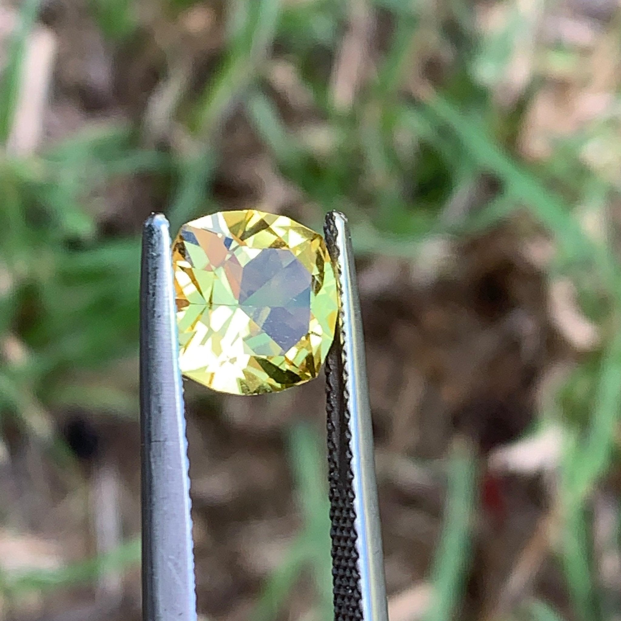 2.56ct Yellow Sapphire Cushion