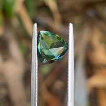 2.5ct Parti Sapphire, Trillion