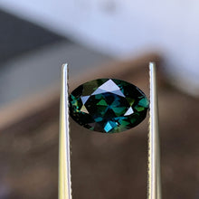 2.5ct Teal Australian Sapphire, Oval