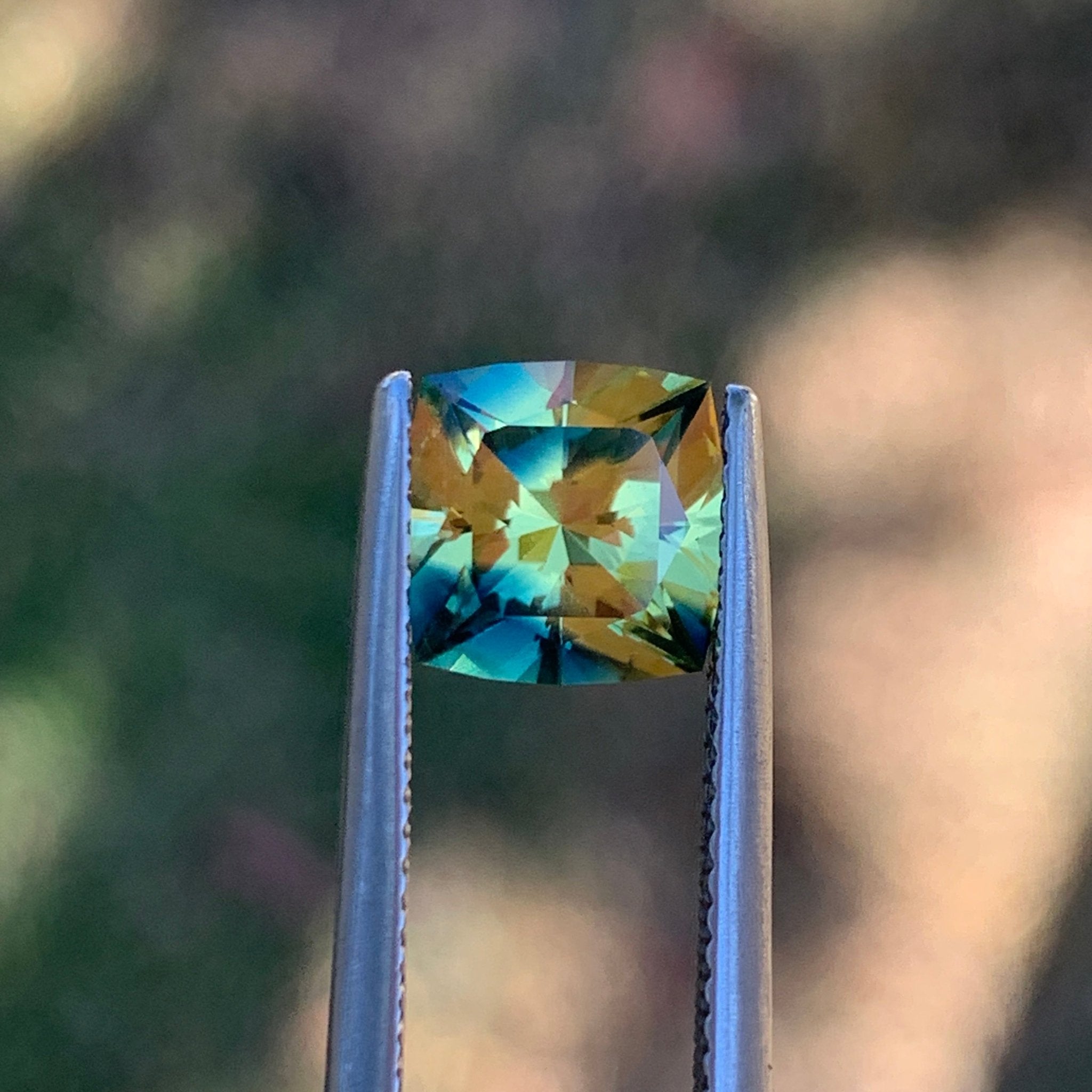 2.65ct Yellow/Blue Parti Sapphire, Cushion