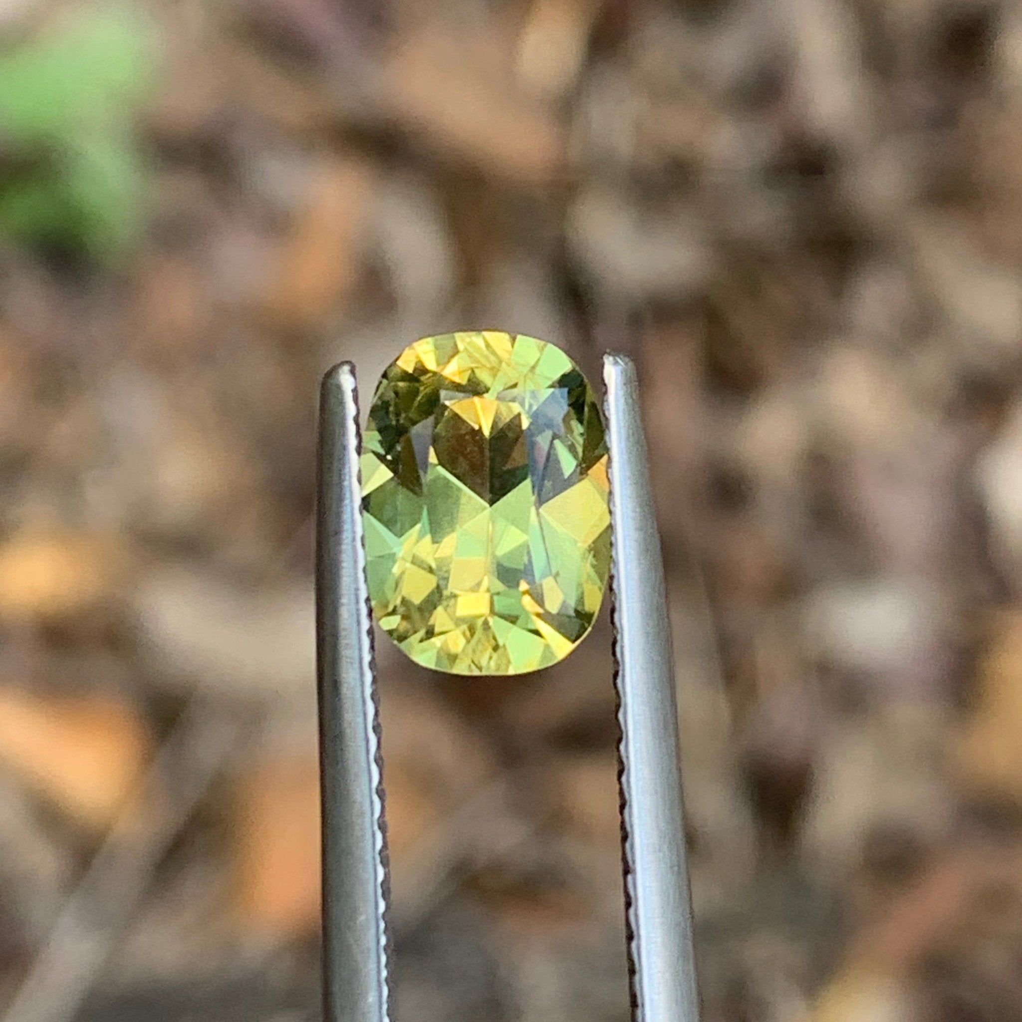 2.6ct Yellow Sapphire Cushion