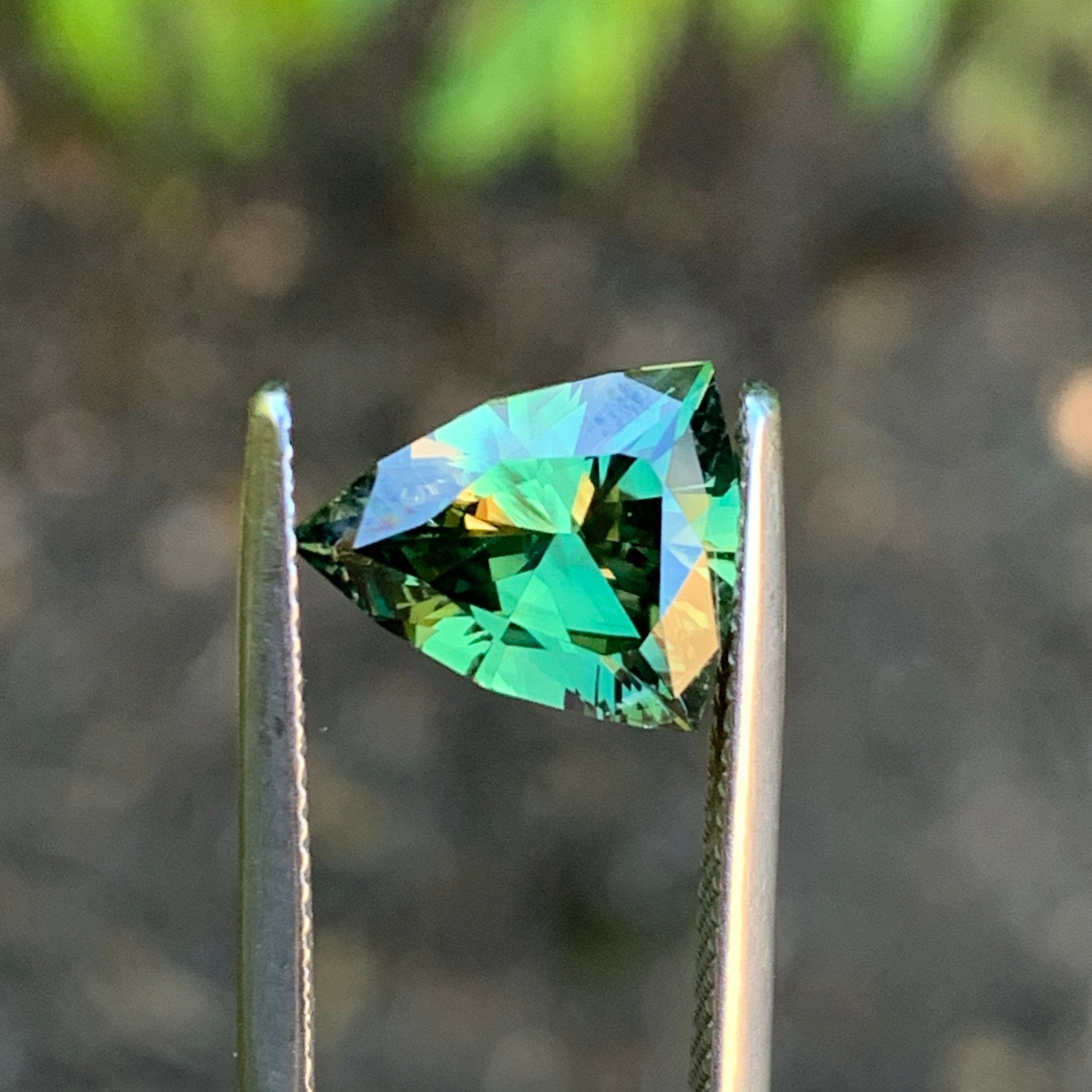 2.83ct Green Sapphire Shield