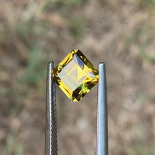 2.87ct Yellow Green Sapphire Octagon