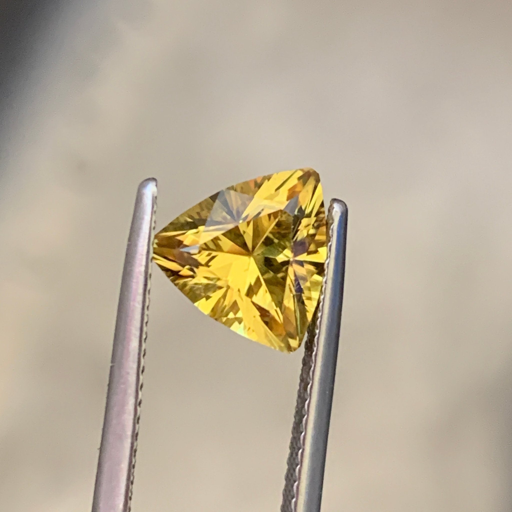 2.92ct Yellow Sapphire Trillion