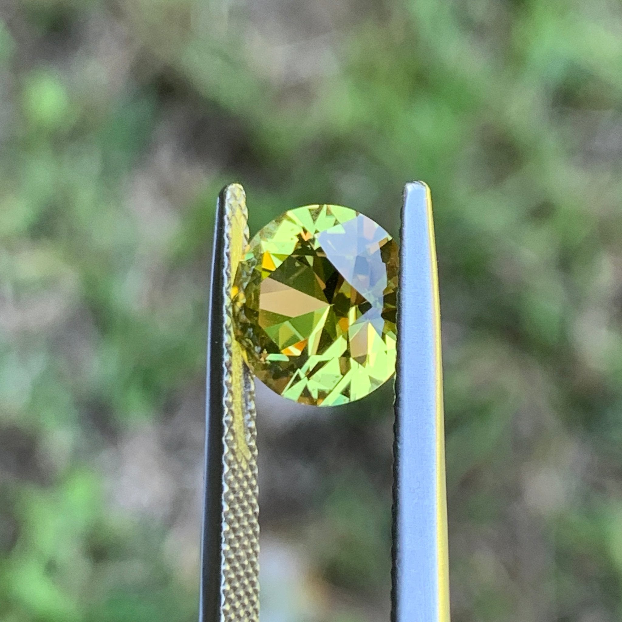 2.94ct Yellow Sapphire, Round