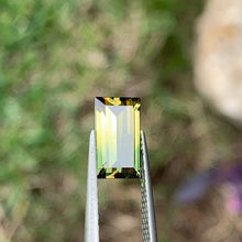 2.98ct Wattle Parti Australian Sapphire, Baguette