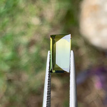 2.98ct Wattle Parti Australian Sapphire, Baguette