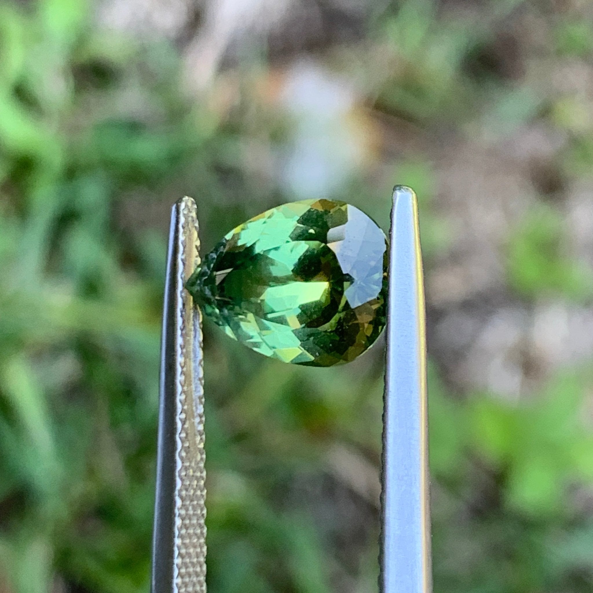 2.9ct Green Sapphire, Pear