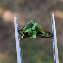 3.05ct Green Sapphire, Freeform