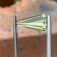 3.12ct Green Sapphire, Long Coffin