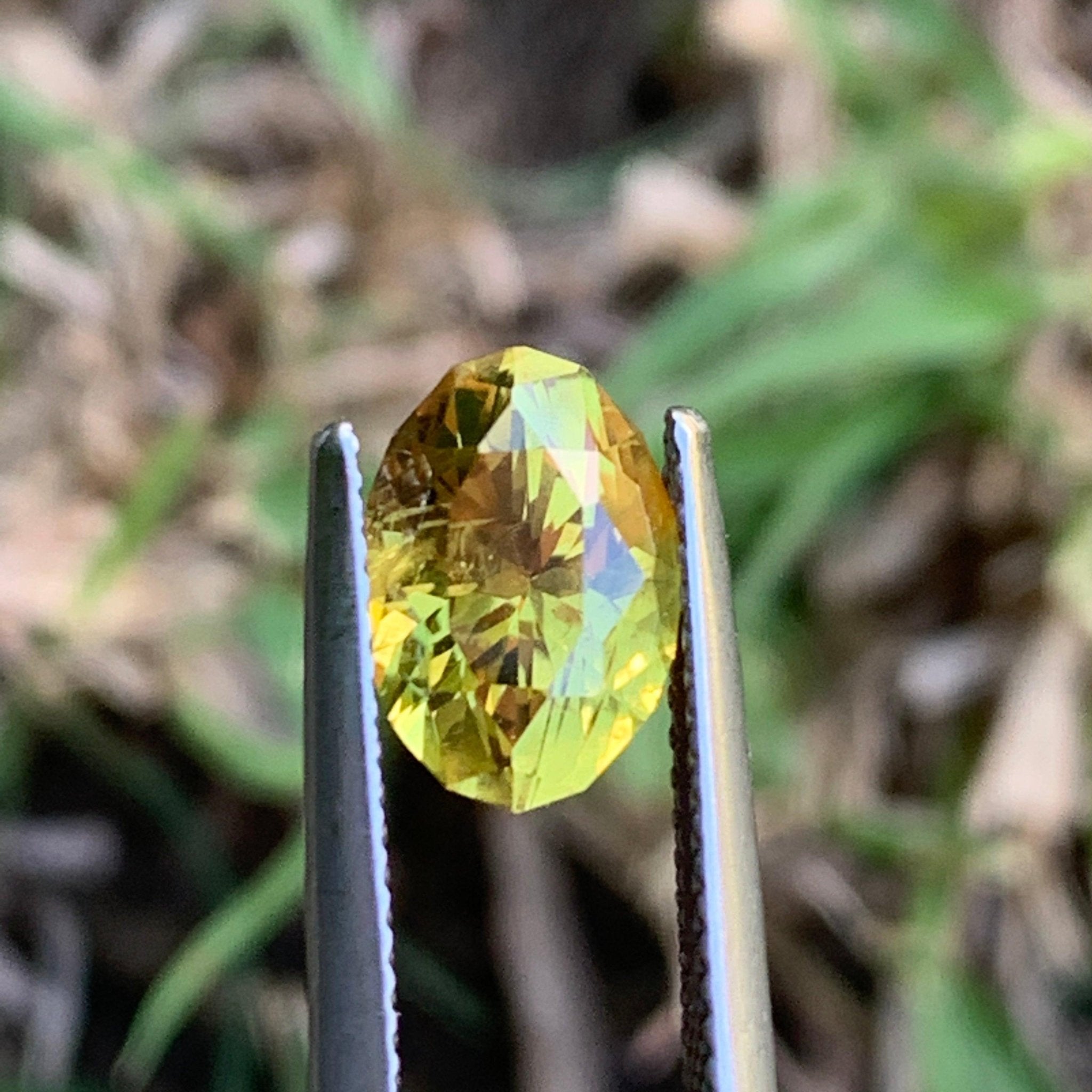 3.21ct Yellow Sapphire Oval