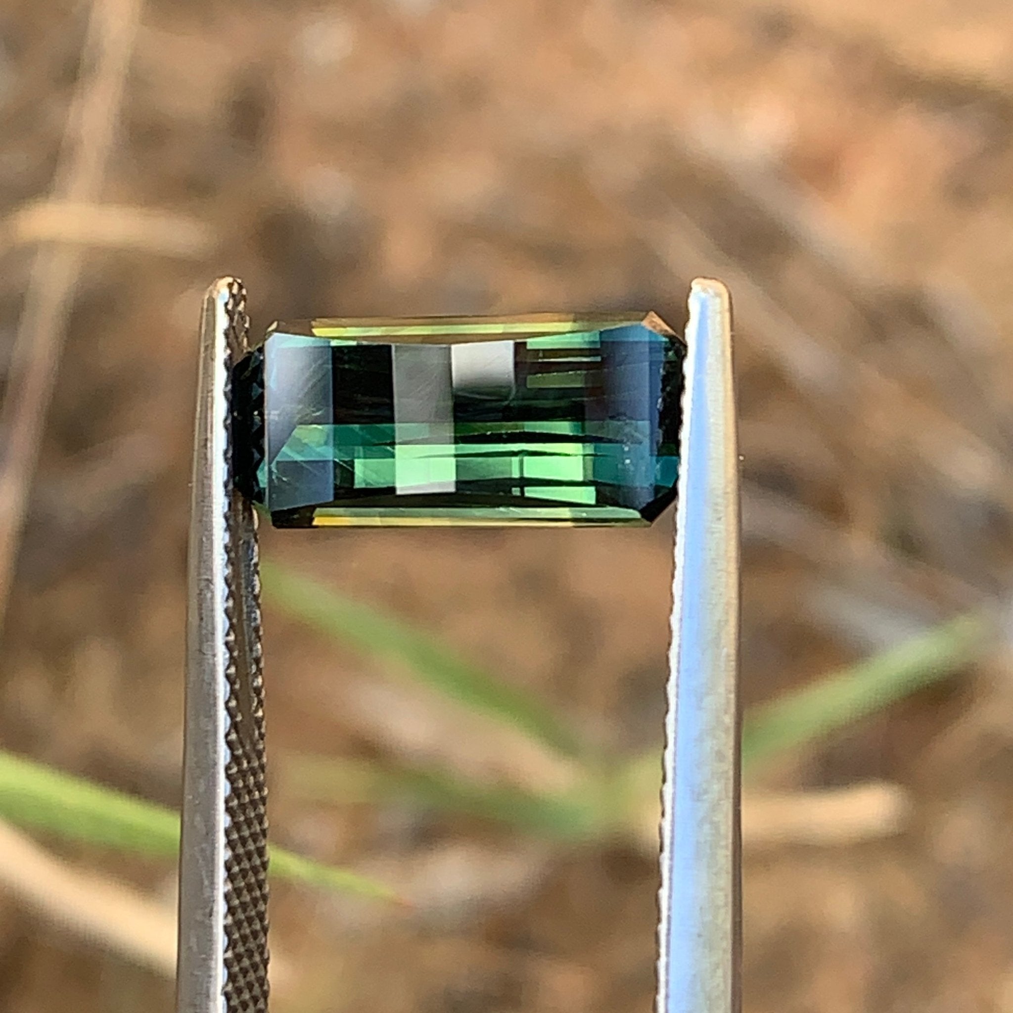 3.22ct Opposed Bar Pixel Sapphire Rectangular