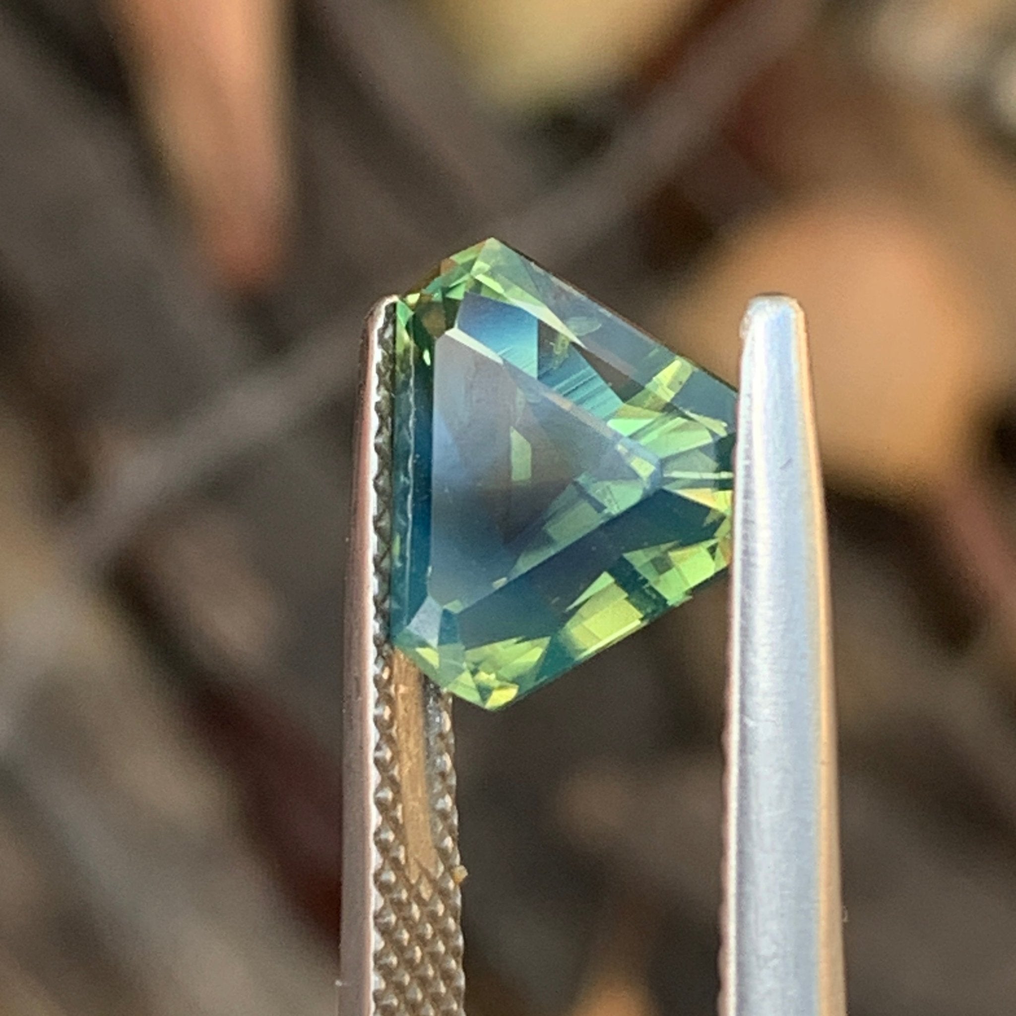 3.2ct Parti Sapphire Trillion