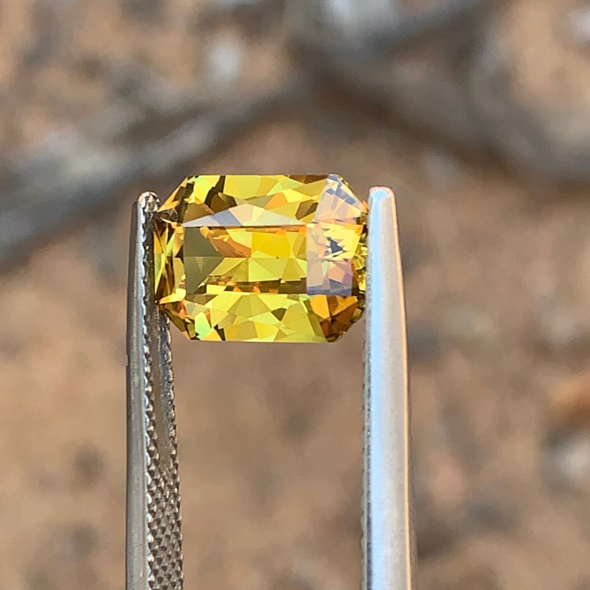 3.67ct Yellow Sapphire Rectangular