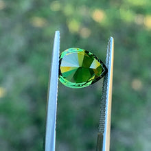 3.83ct Green Sapphire, Pear Teardrop