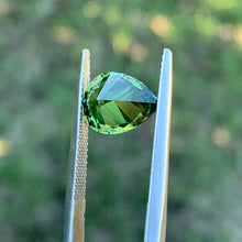 3.83ct Green Sapphire, Pear Teardrop