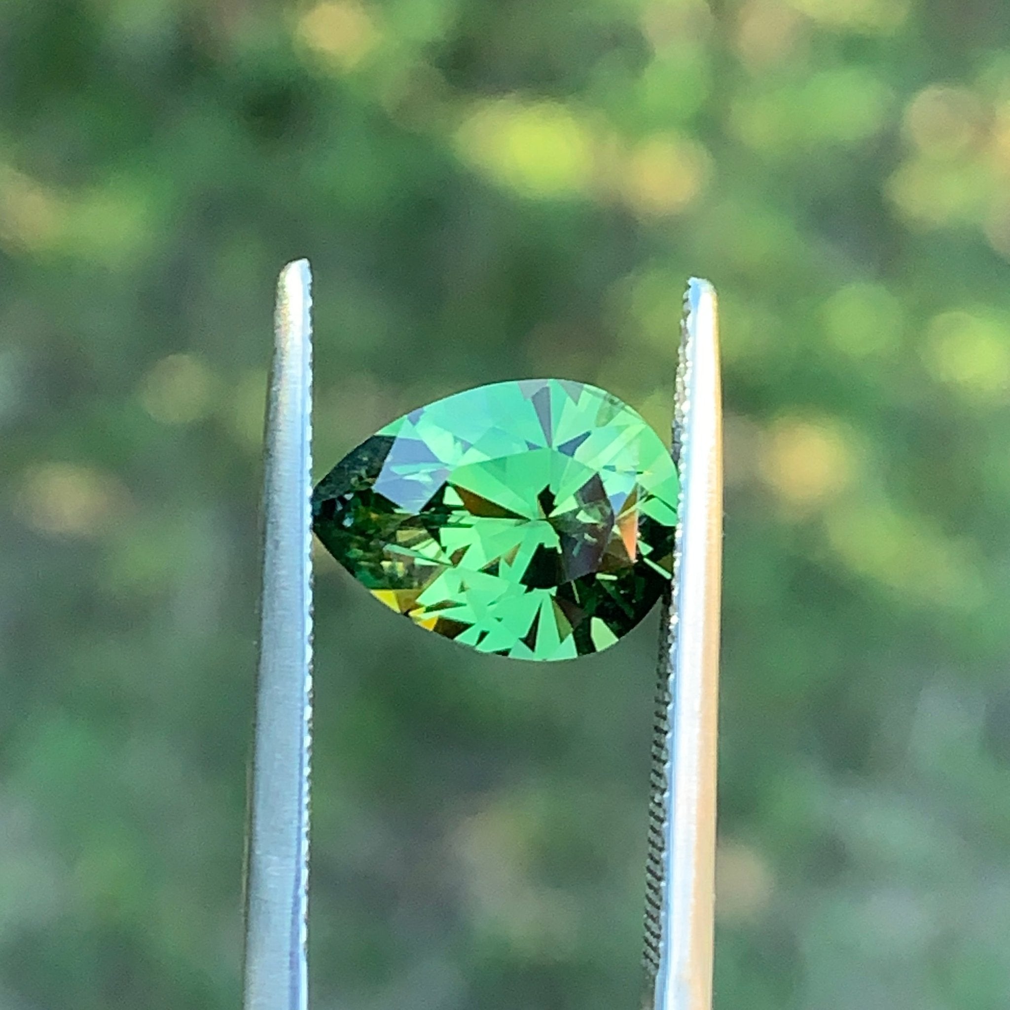 3.83ct Green Sapphire, Pear Teardrop