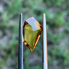 3.96ct Orange Sapphire, Freeform