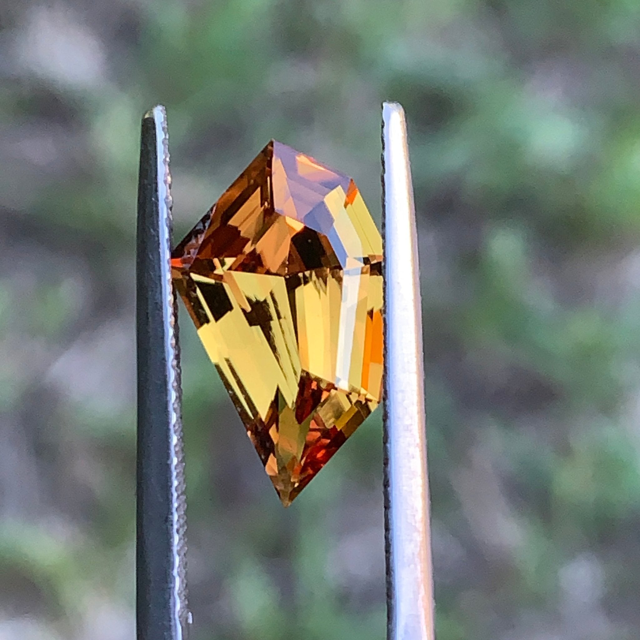 3.96ct Orange Sapphire, Freeform