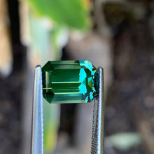 3.98ct Green Sapphire, Emerald