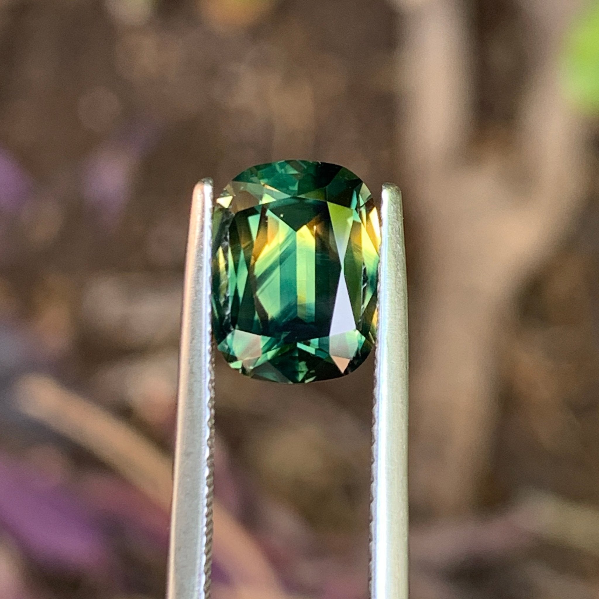 4.15ct Parti Sapphire, Cushion