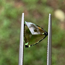 4.18ct Green Parti Flawless Sapphire, Trillion