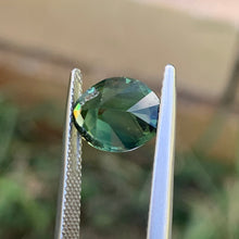 4.1ct Green Parti Sapphire, Oval