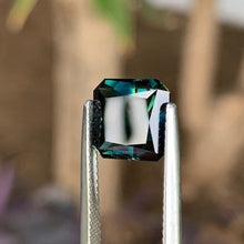 4.43ct Dark Parti Sapphire, Octagon