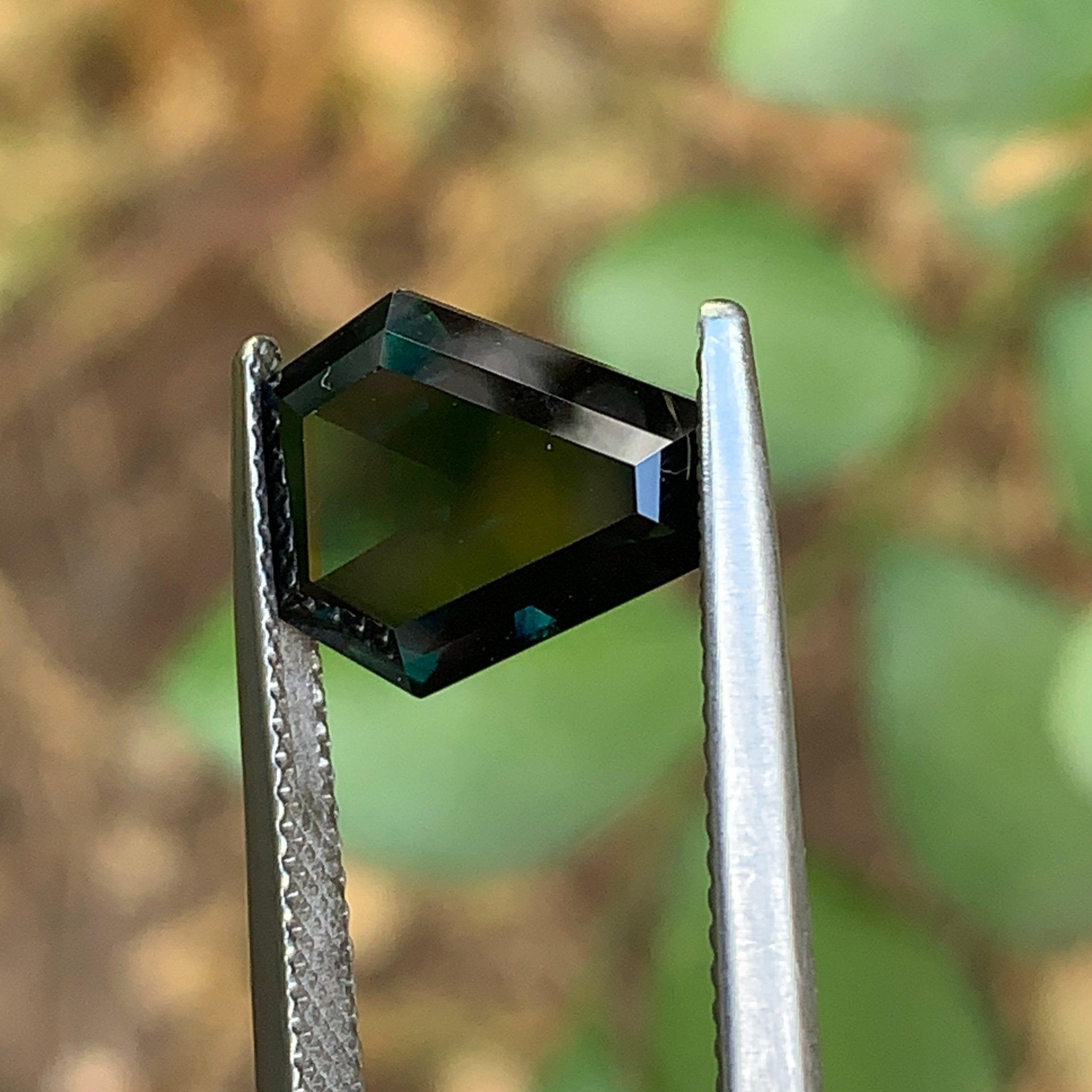 5.32ct Dark Teal Sapphire Coffin