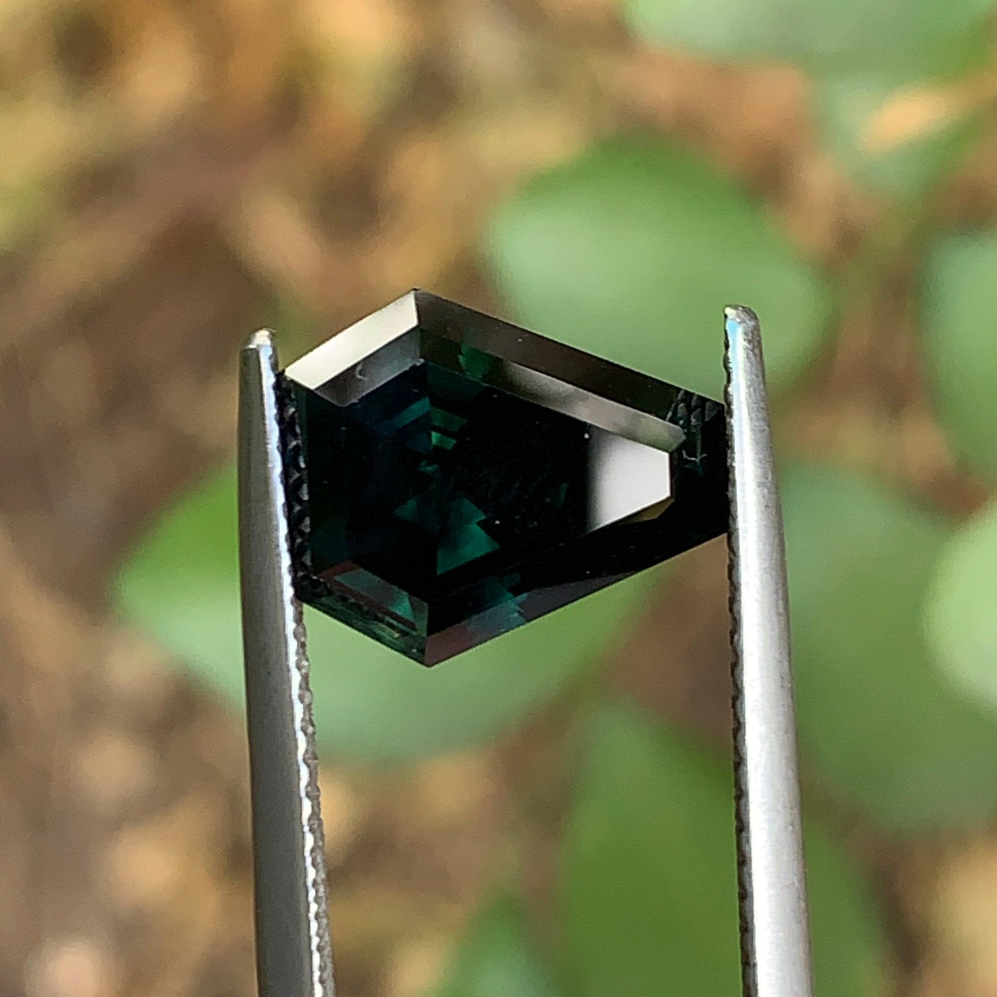 5.32ct Dark Teal Sapphire Coffin