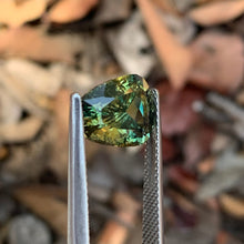 5.4ct Parti Sapphire Egg