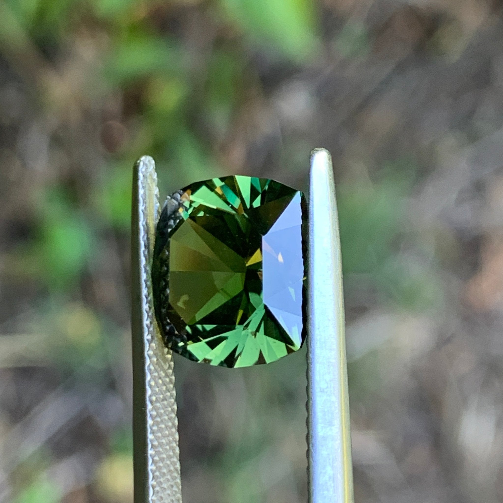 5.88ct Green Sapphire, Cushion