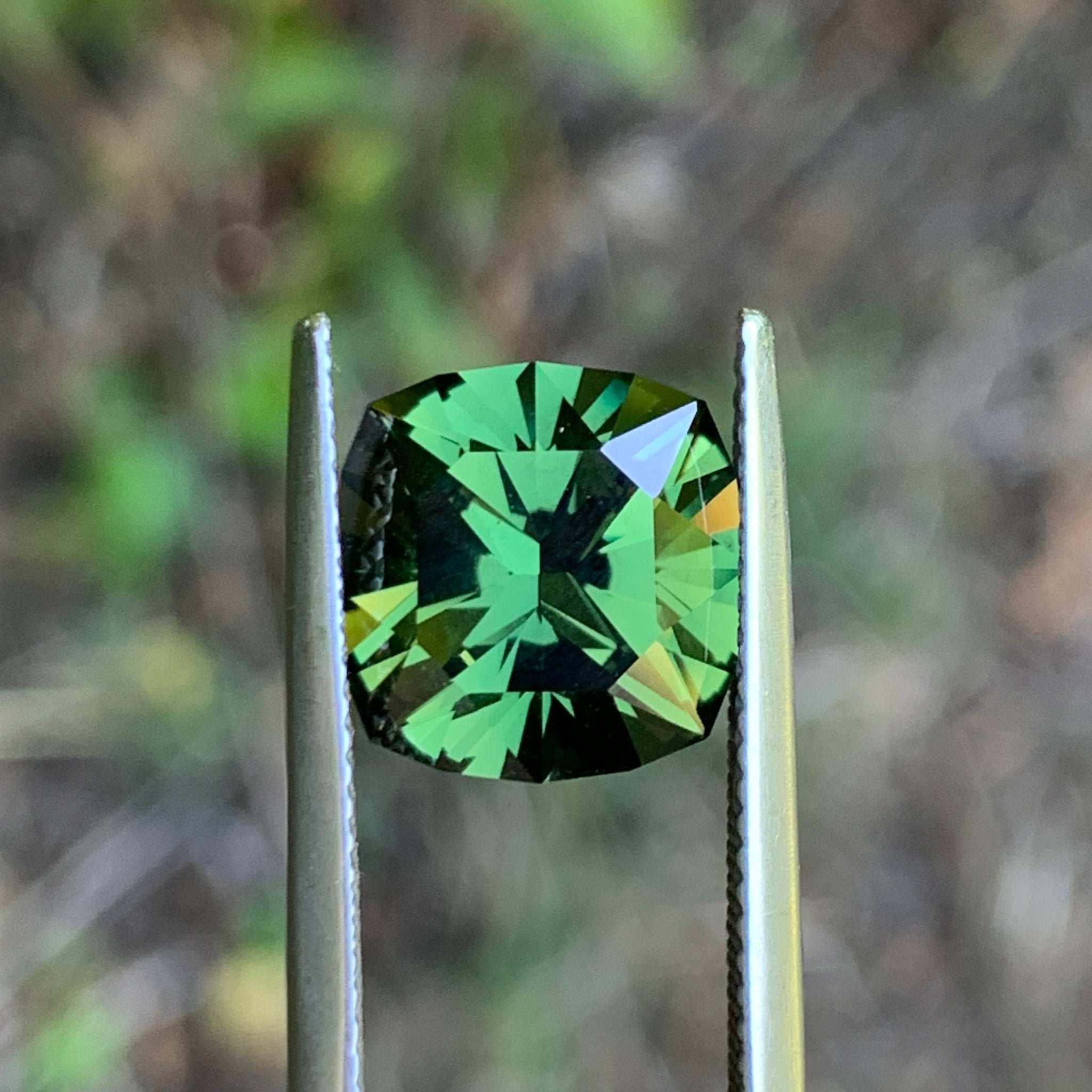 5.88ct Green Sapphire, Cushion