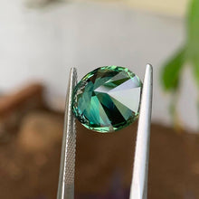 9.79ct Seafoam Green Australian Sapphire, Oval