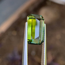 7.95ct Green Parti Sapphire, Emerald Shape