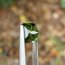 4.9ct Green Sapphire, Radiant