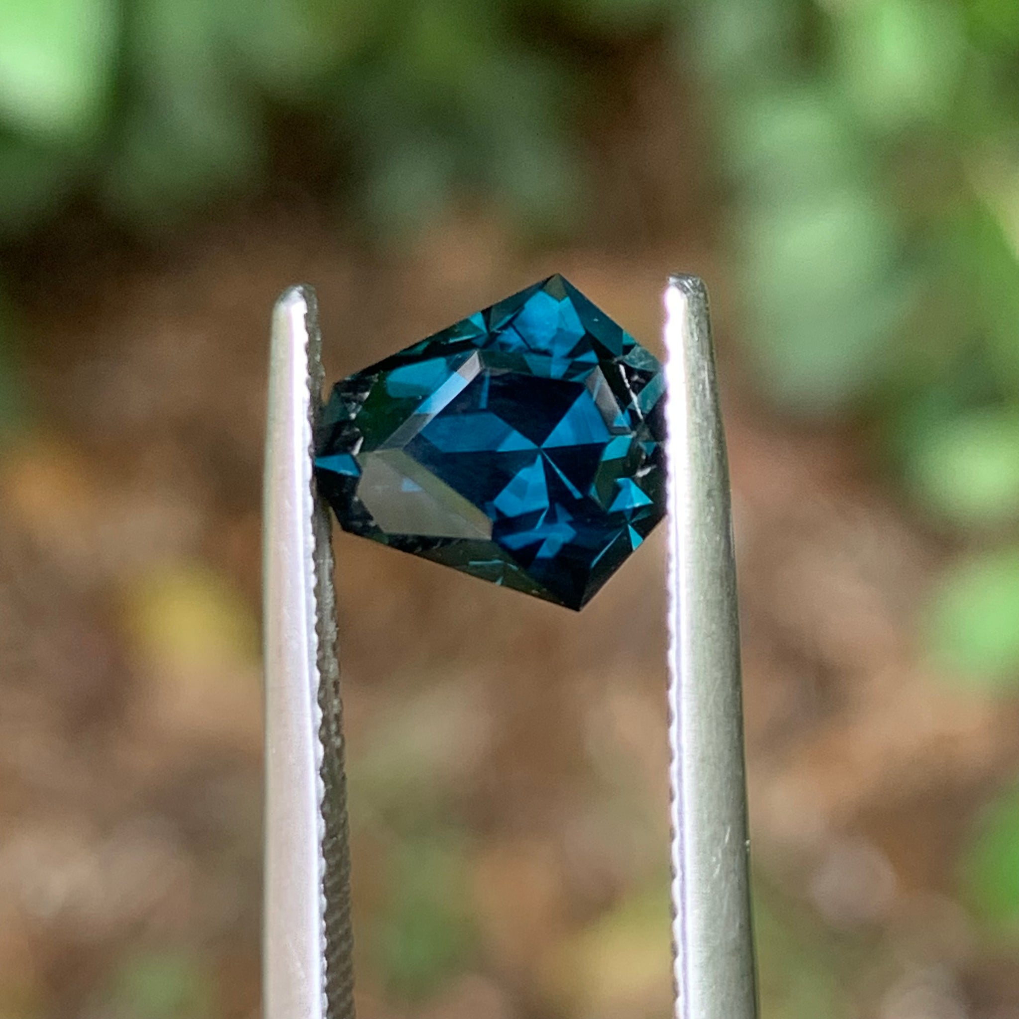 2.6ct Blue Sapphire, Kite