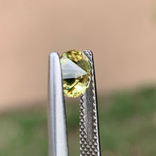 0.95ct Yellow Sapphire, Round