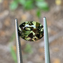 4.1ct Chartreuse Green Australian Sapphire, Oval