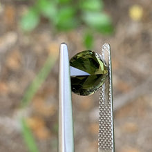 4.1ct Chartreuse Green Australian Sapphire, Oval