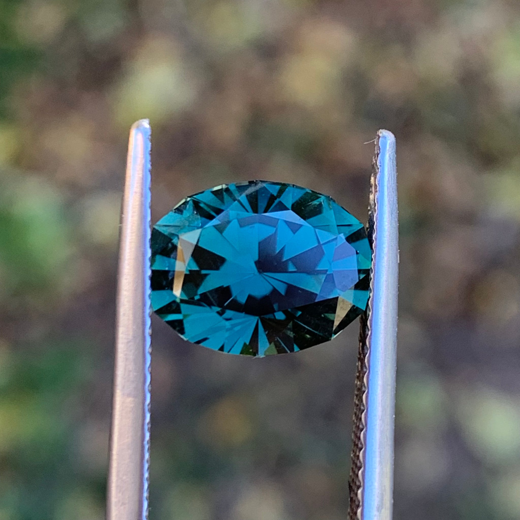 4.09ct Seafoam Green Sapphire, Oval