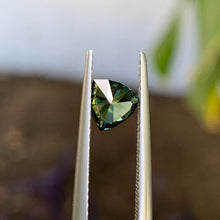 0.76ct Parti Australian Sapphire, Trillion