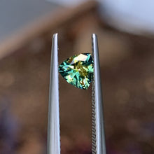 0.67ct Parti Australian Sapphire, Trillion